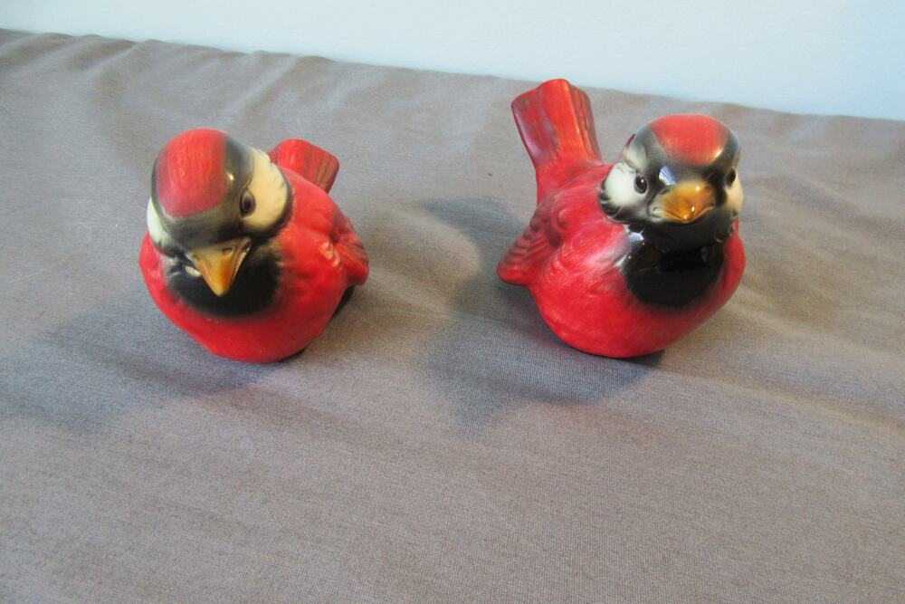 VTG Red Cardinal Birds Figurines Goebel Made In W Germany 1970's CV-73 and CV-74